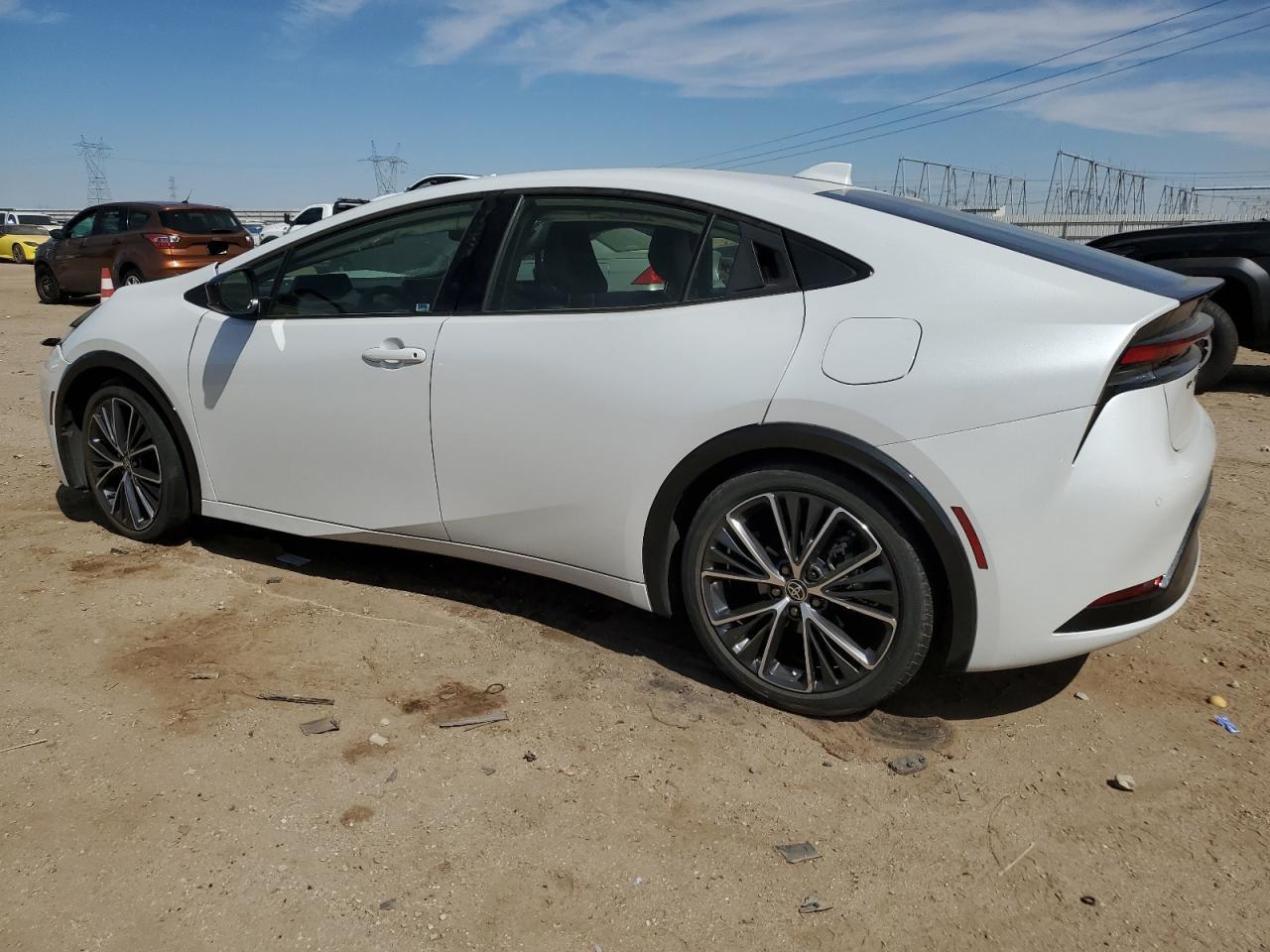 2024 TOYOTA PRIUS