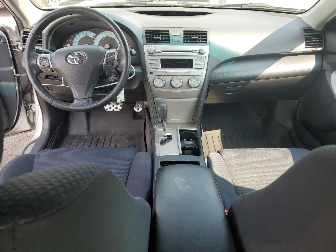 2011 TOYOTA CAMRY