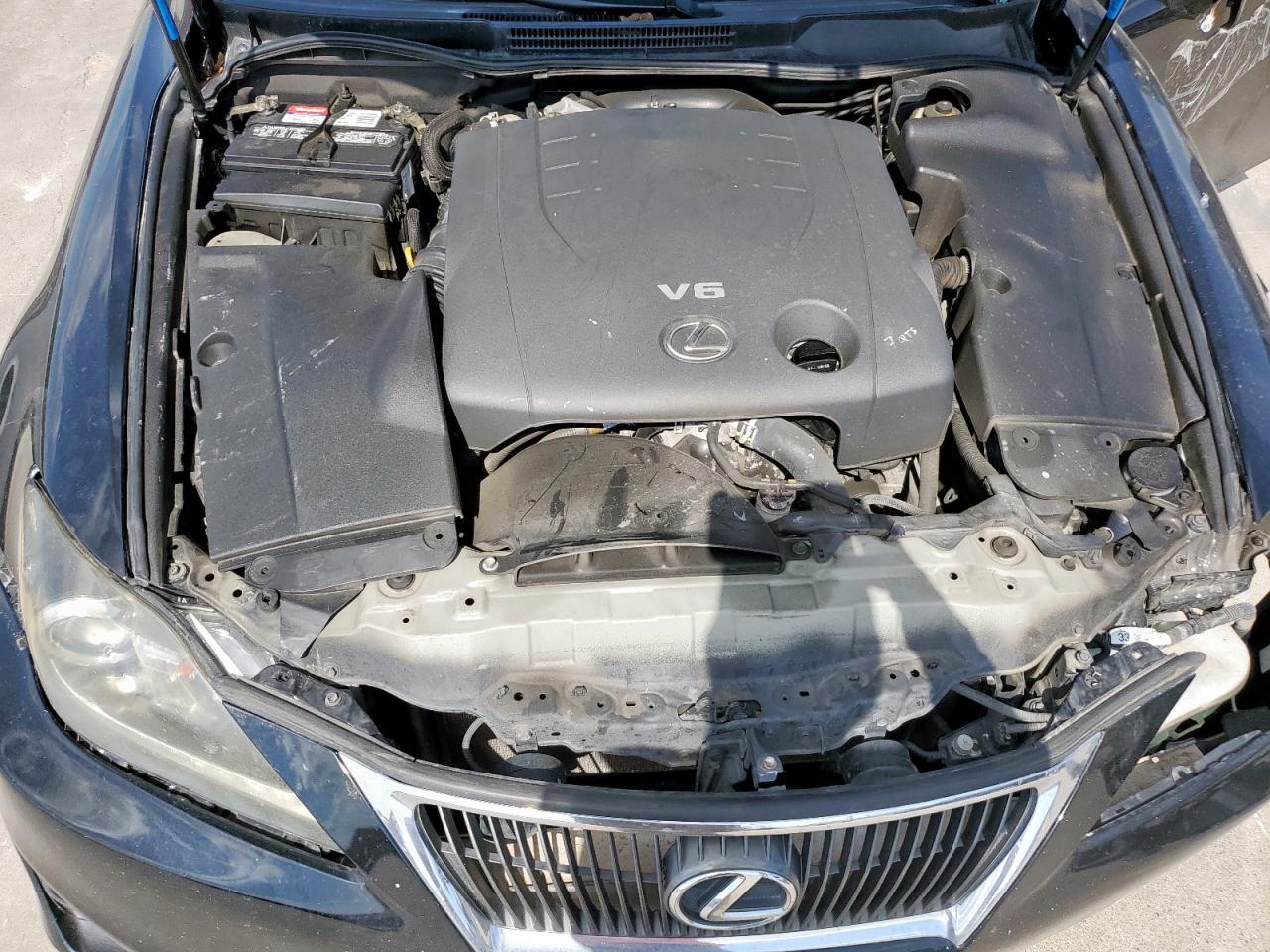 2013 LEXUS IS 250