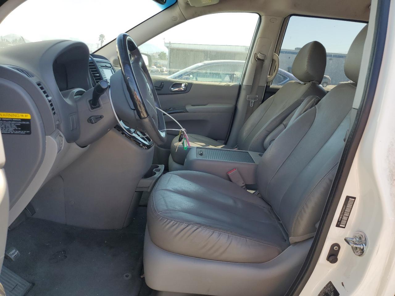 2014 KIA SEDONA