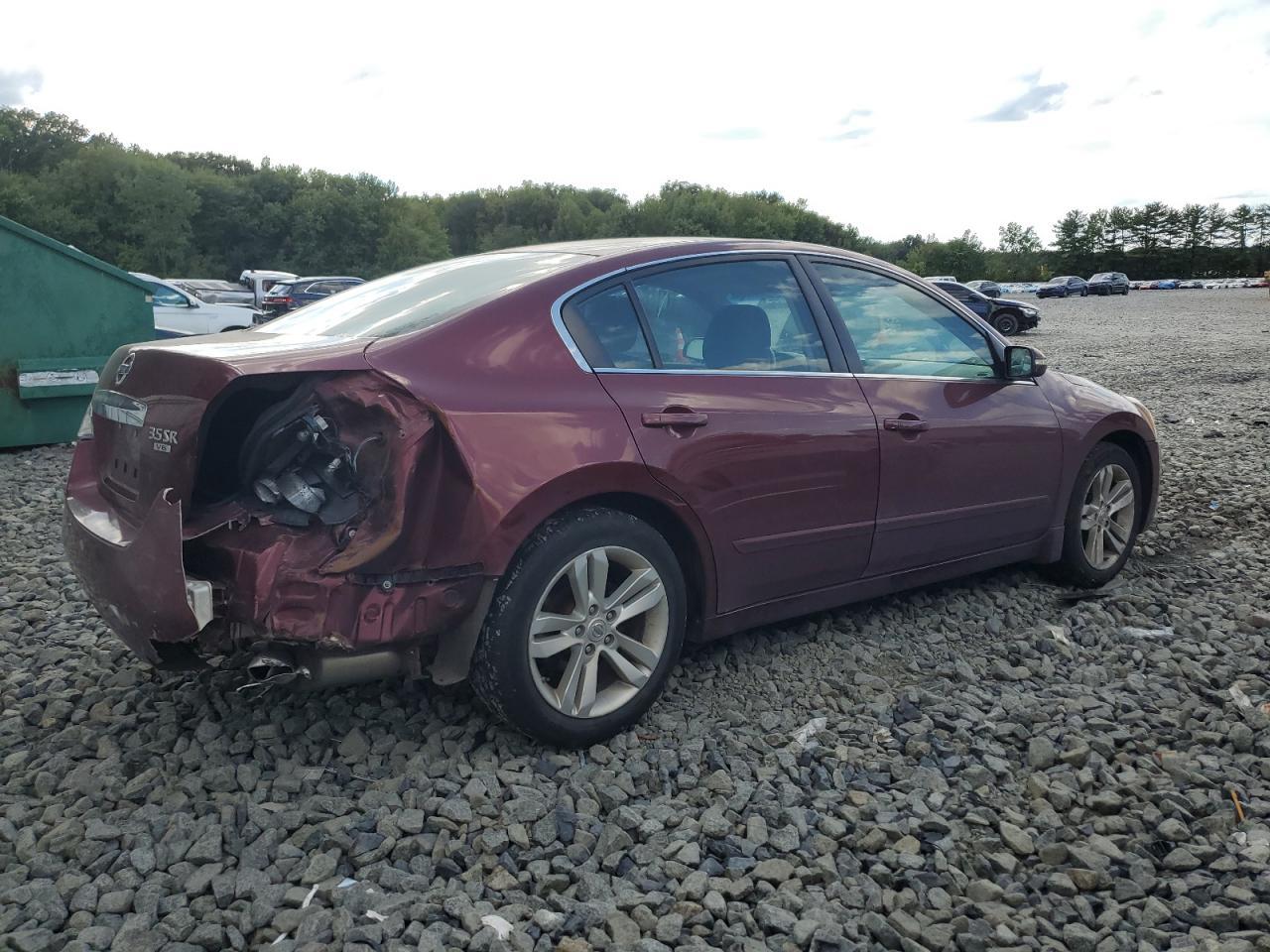 2011 NISSAN ALTIMA
