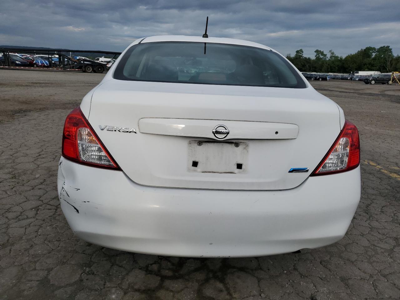2014 NISSAN VERSA