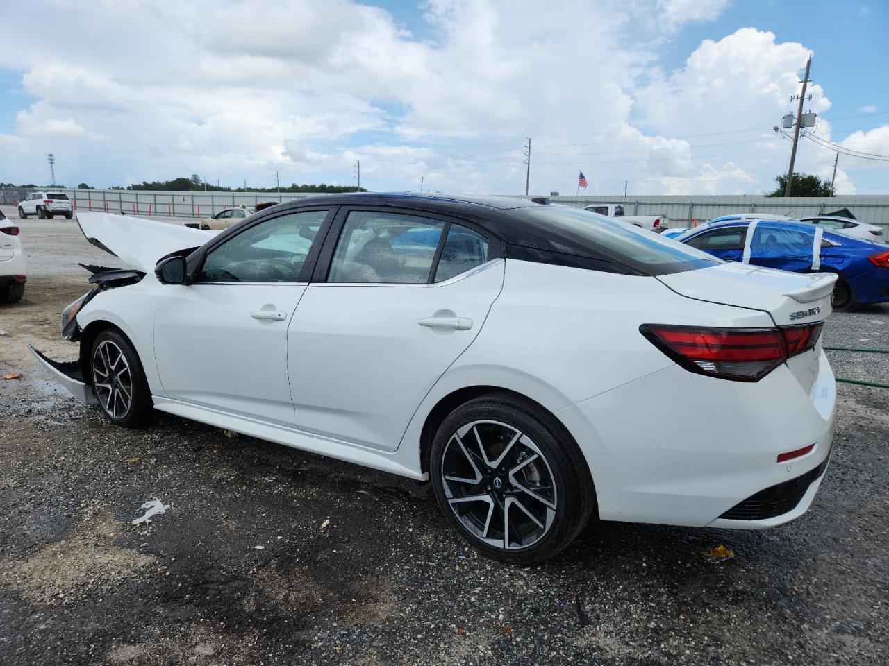 2025 NISSAN SENTRA