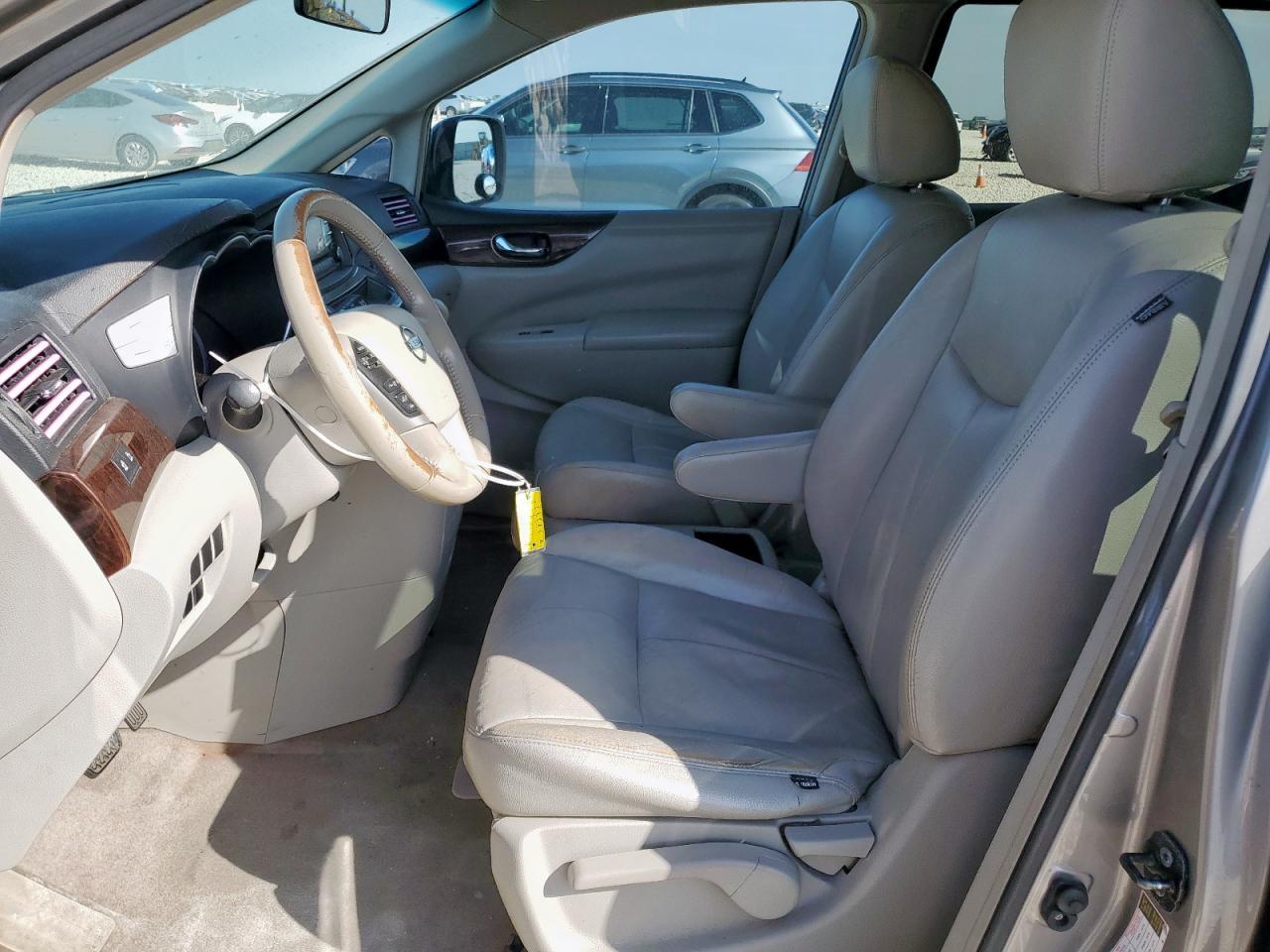2012 NISSAN Quest