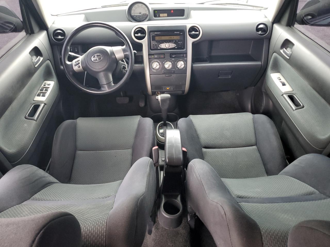 2006 TOYOTA SCION