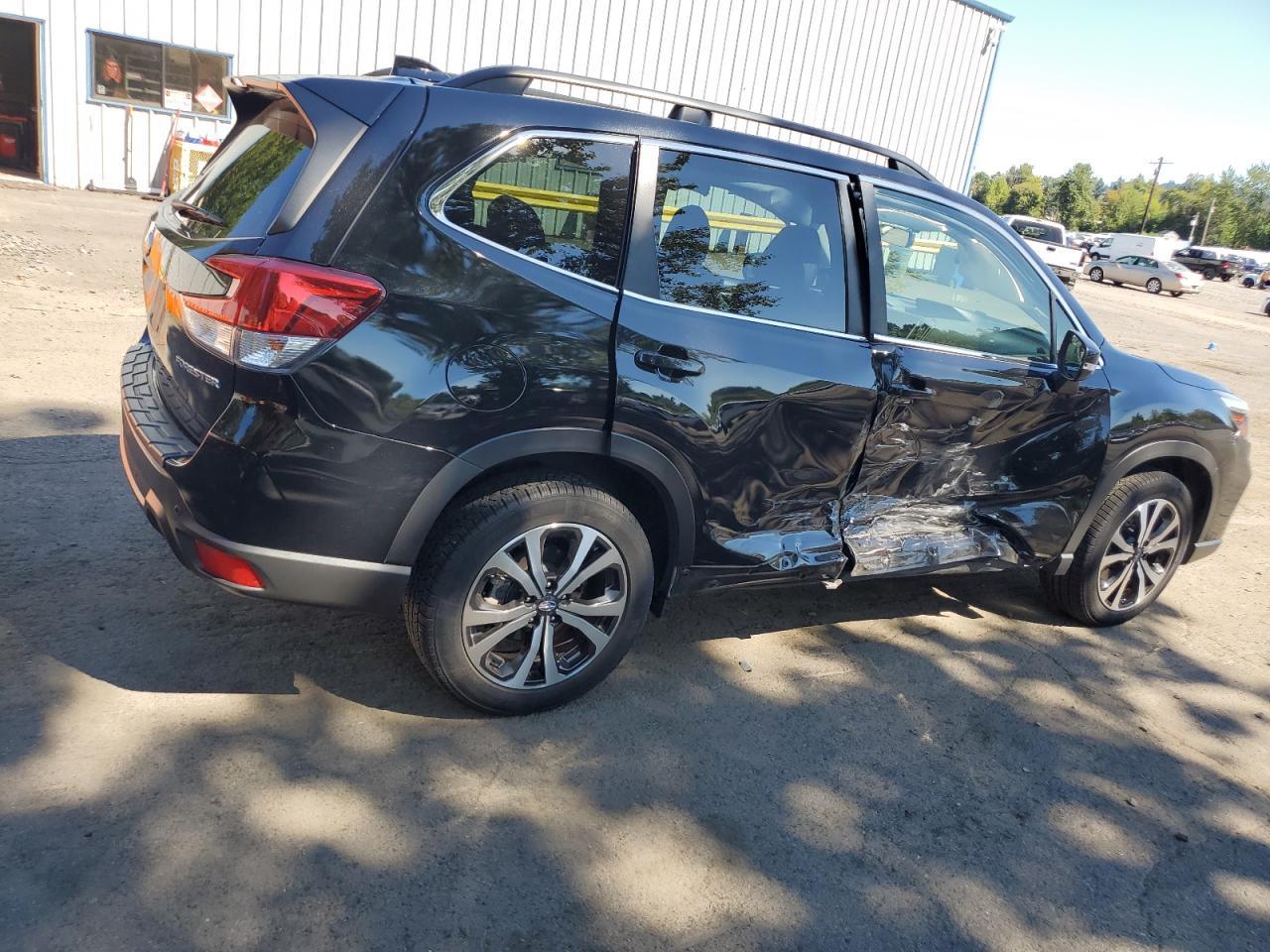 2021 SUBARU FORESTER