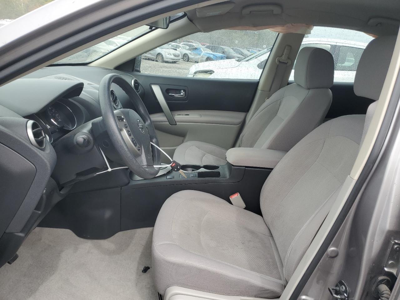 2014 NISSAN ROGUE