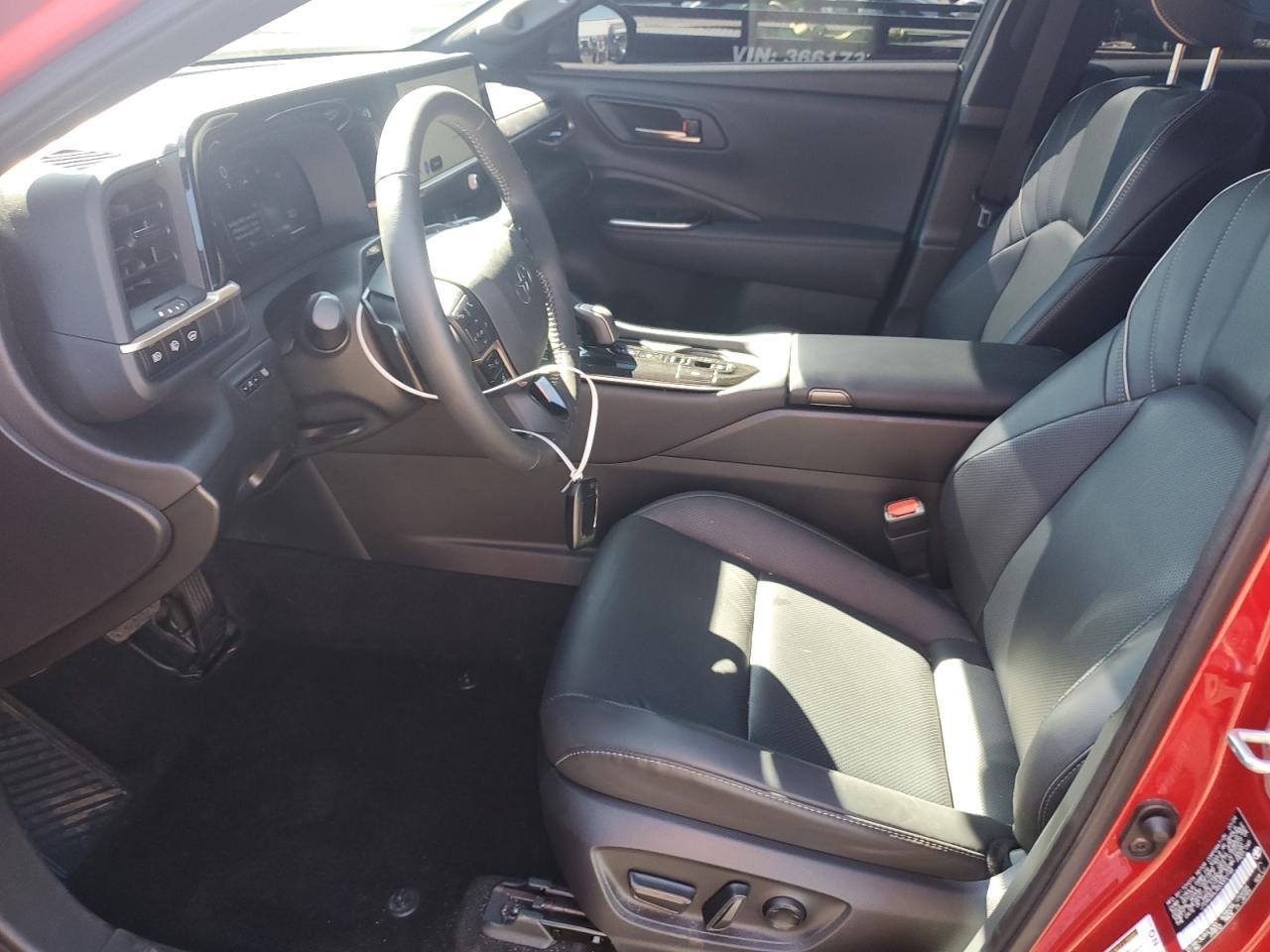 2025 TOYOTA Crown