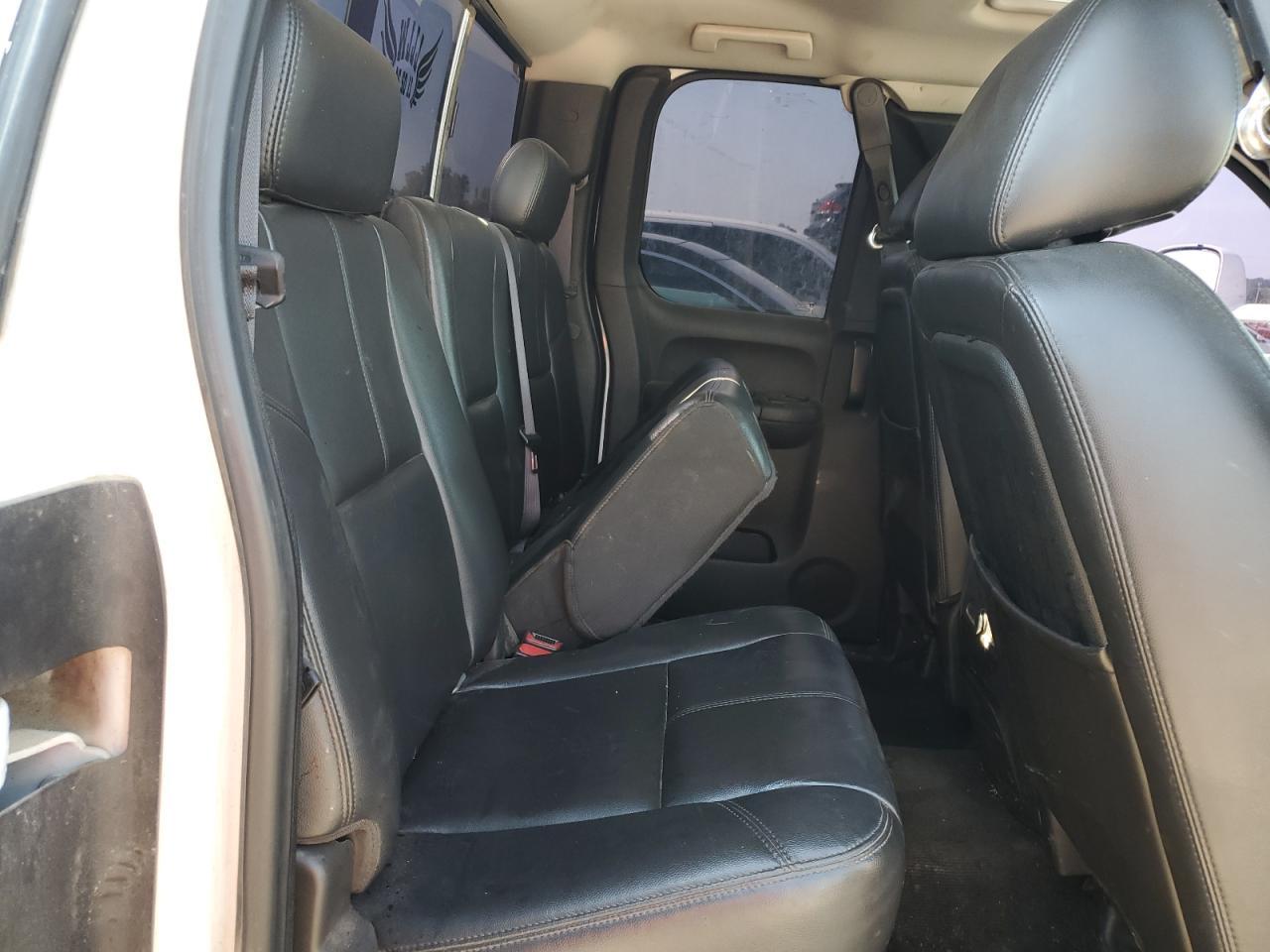2011 CHEVROLET Silverado 2500