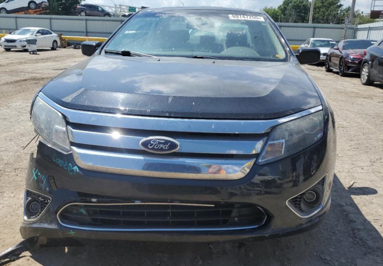 2011 FORD FUSION