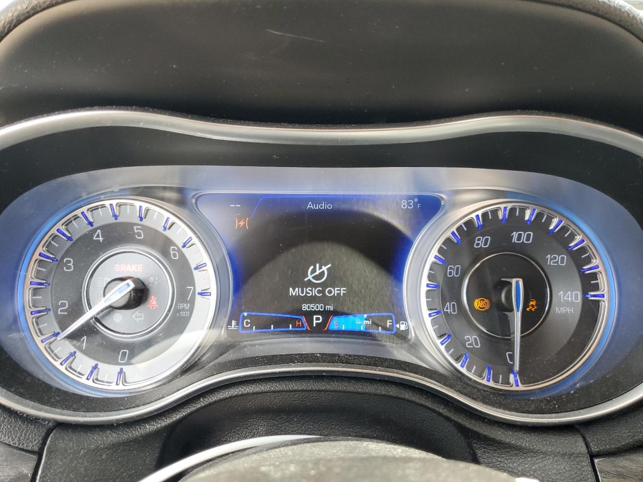 2019 CHRYSLER 300