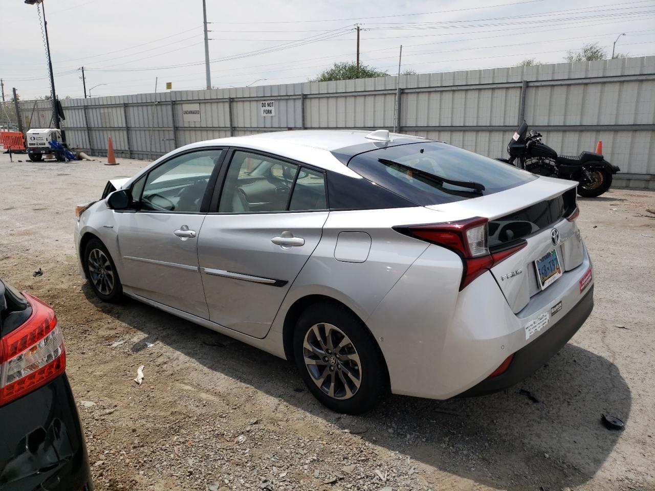 2022 TOYOTA PRIUS
