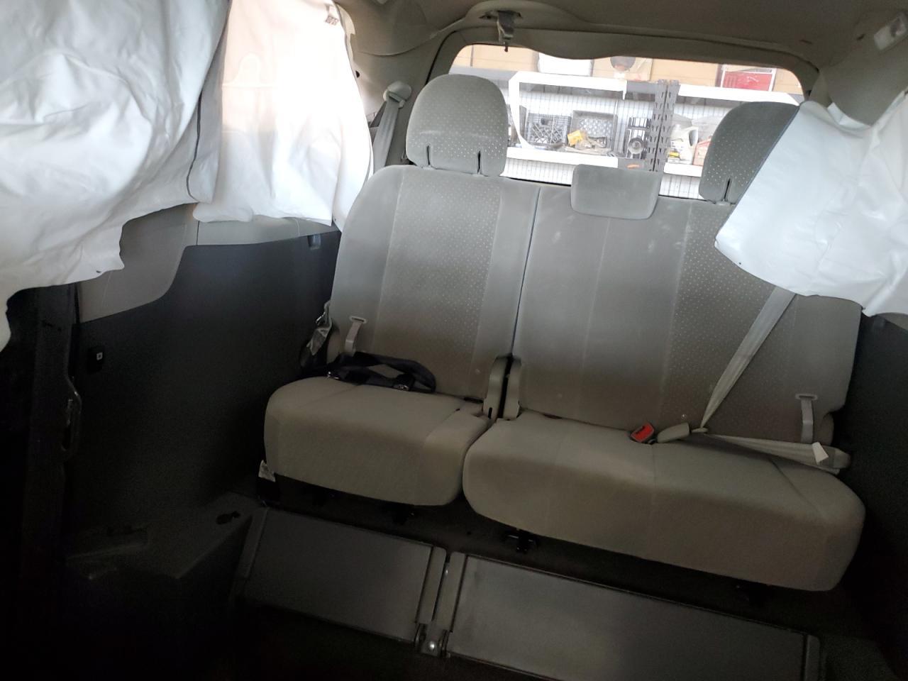 2015 TOYOTA SIENNA