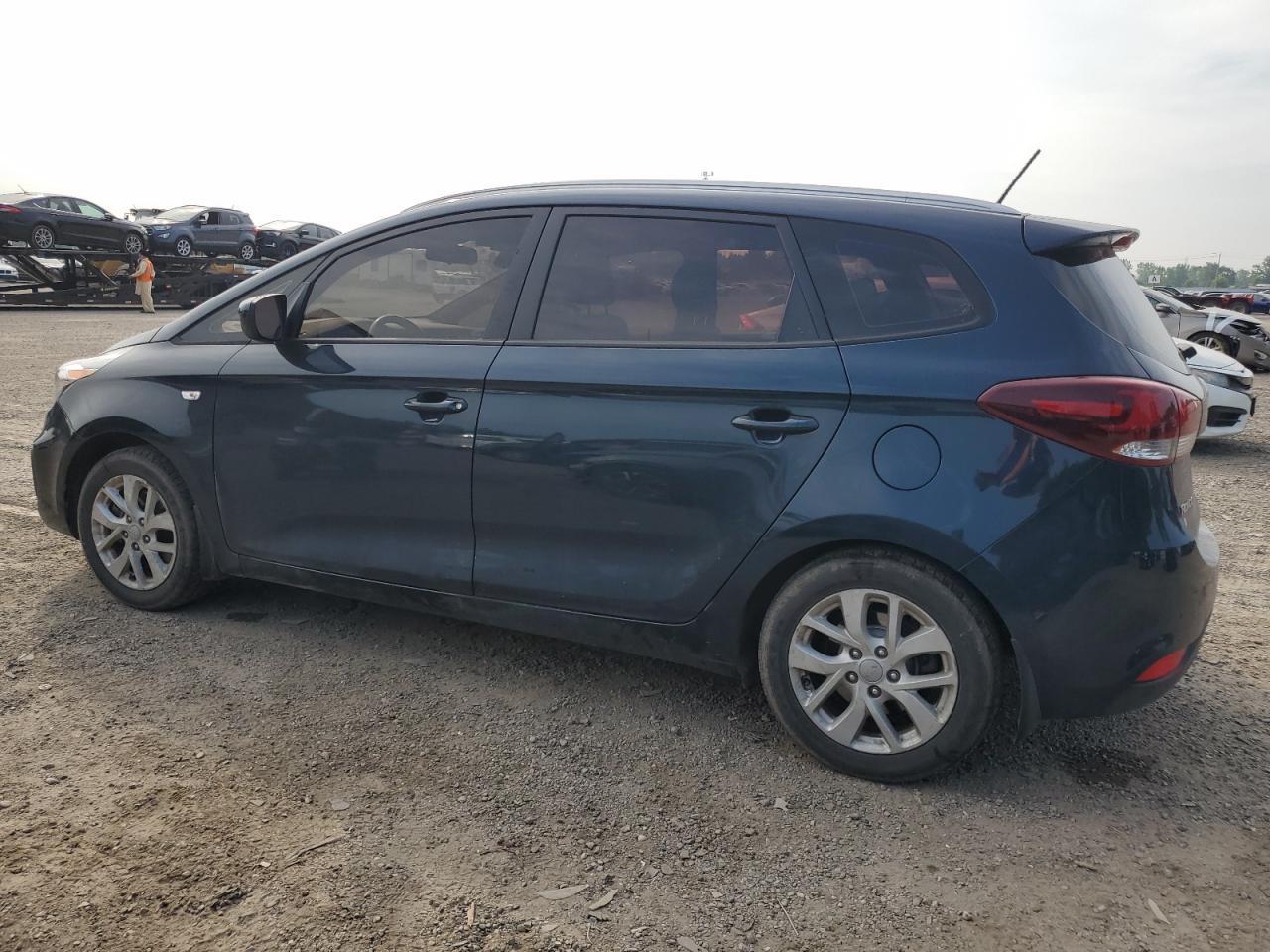 2017 KIA RONDO
