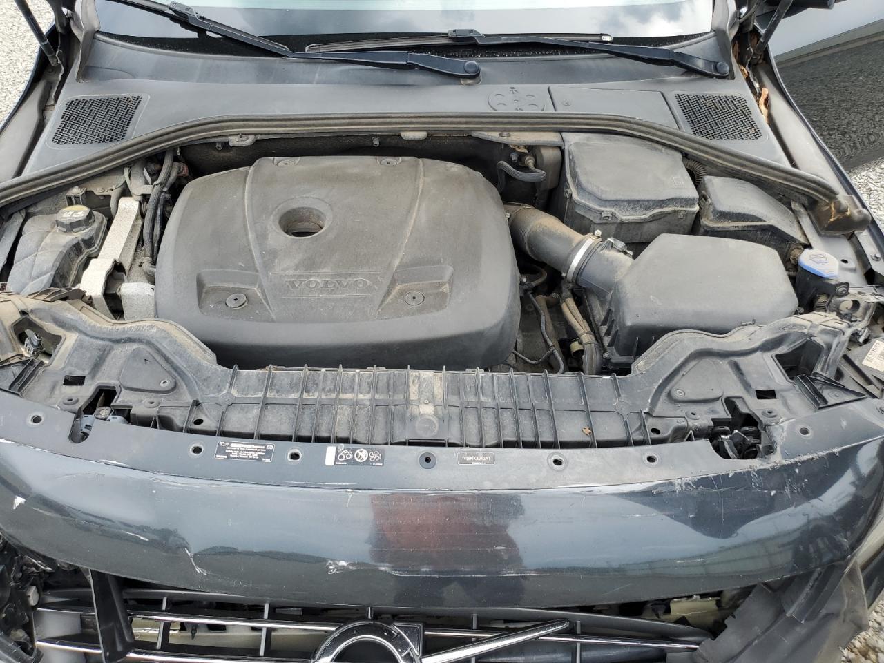2016 VOLVO S60