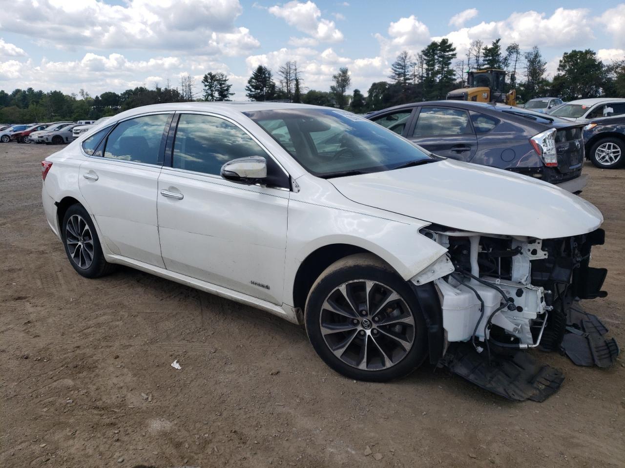 2016 TOYOTA Avalon