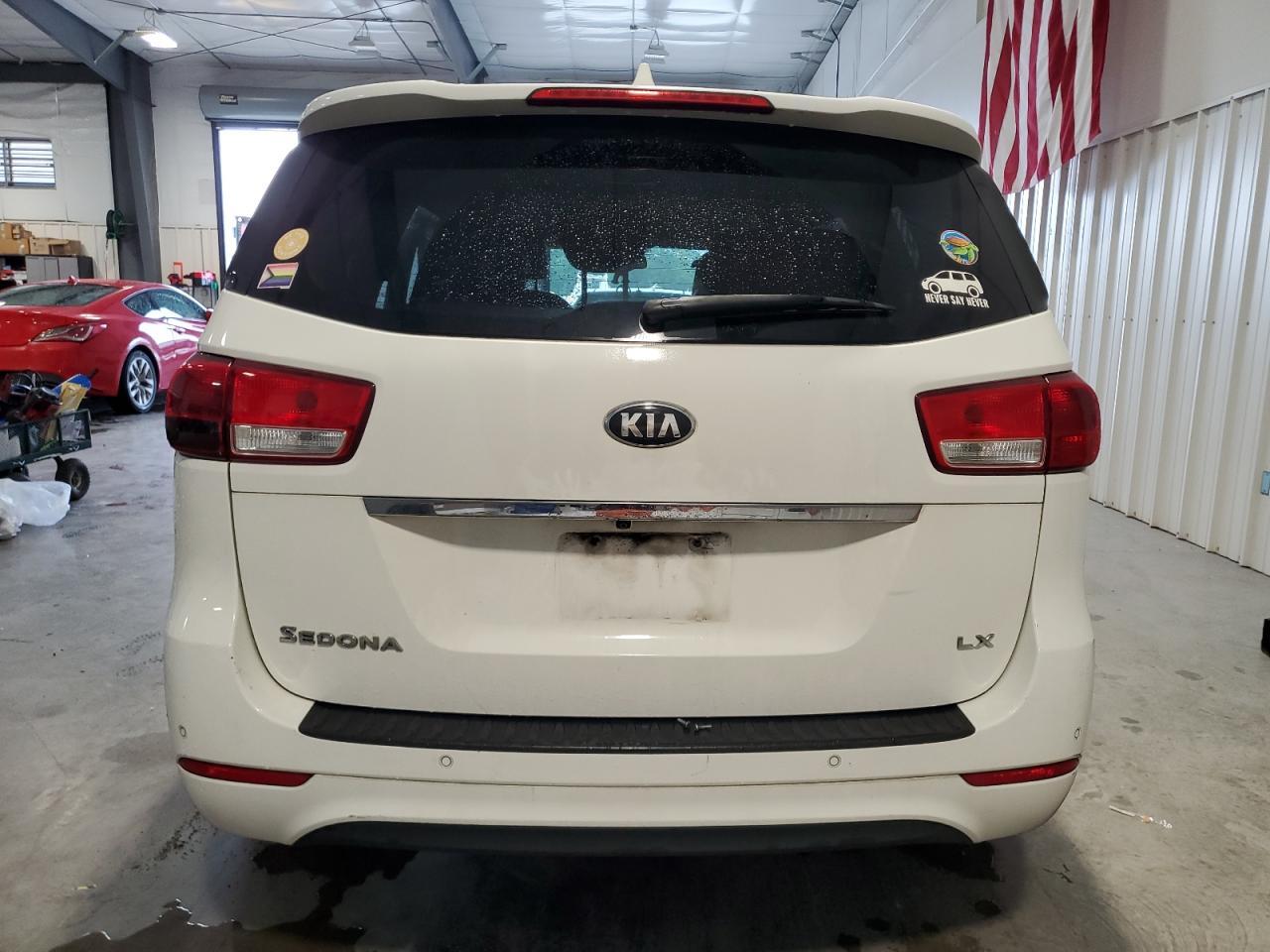 2017 KIA SEDONA