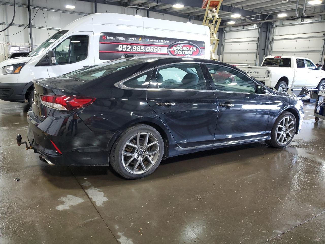 2019 HYUNDAI SONATA