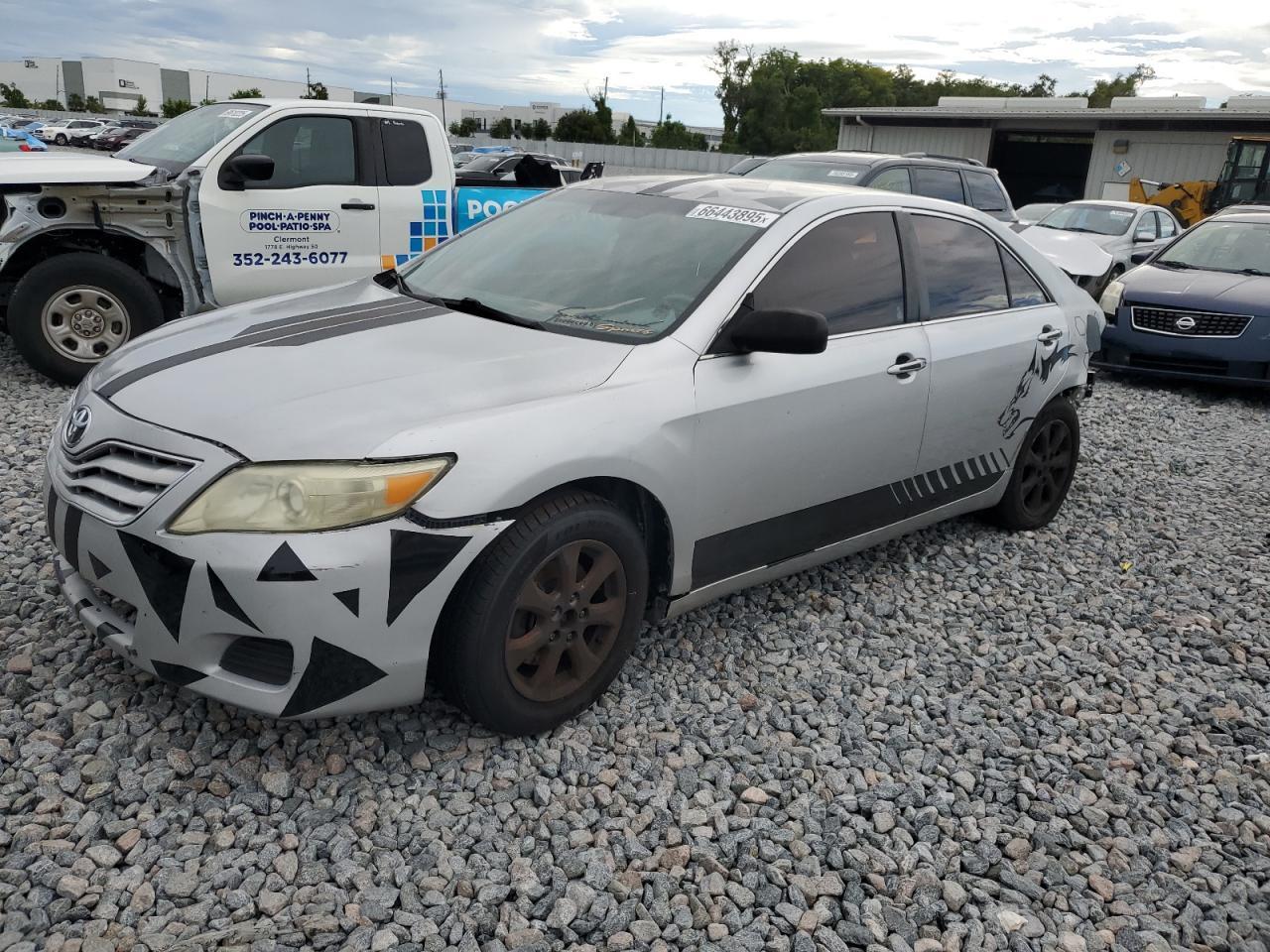 2011 TOYOTA CAMRY