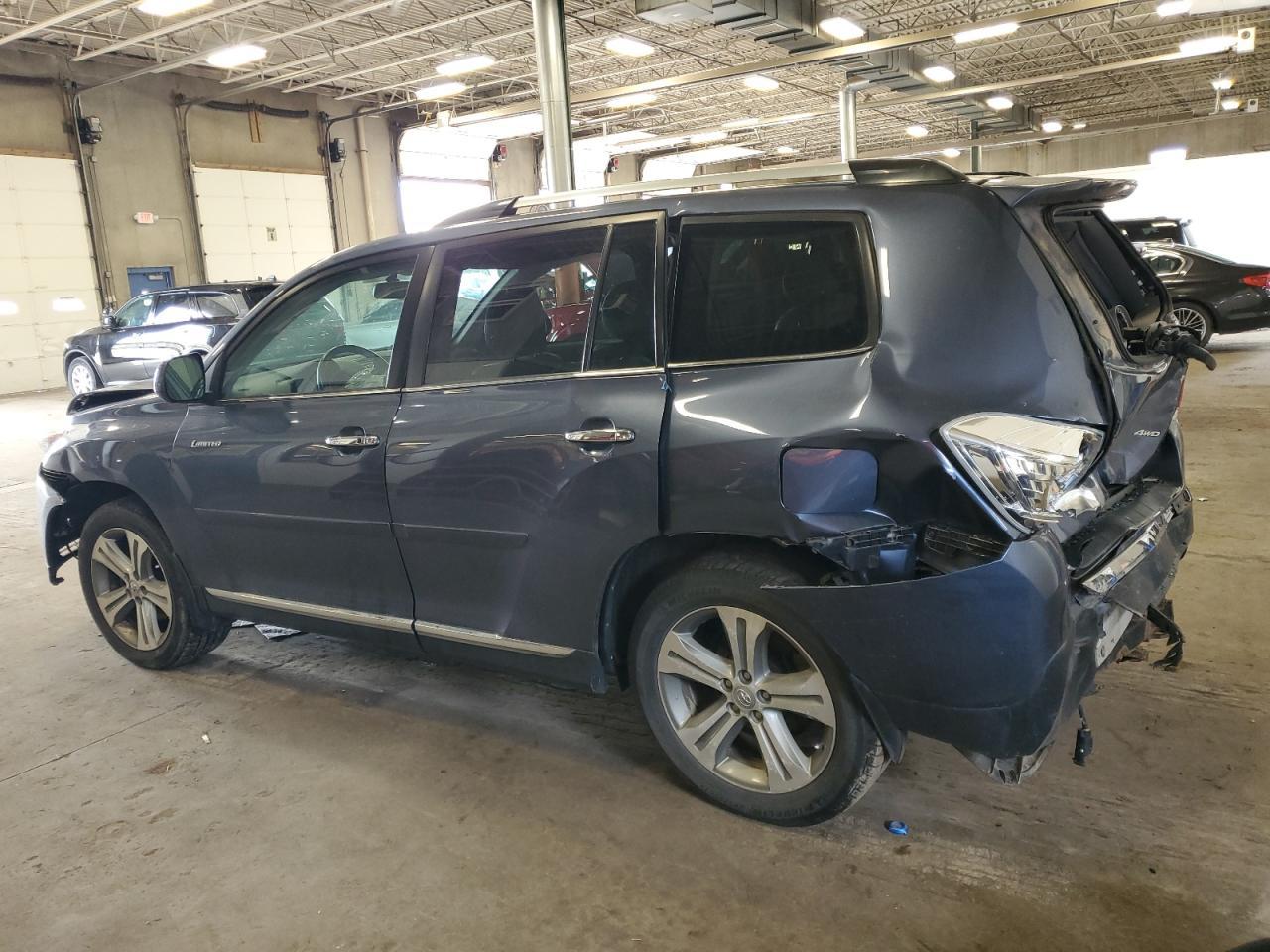 2012 TOYOTA HIGHLANDER