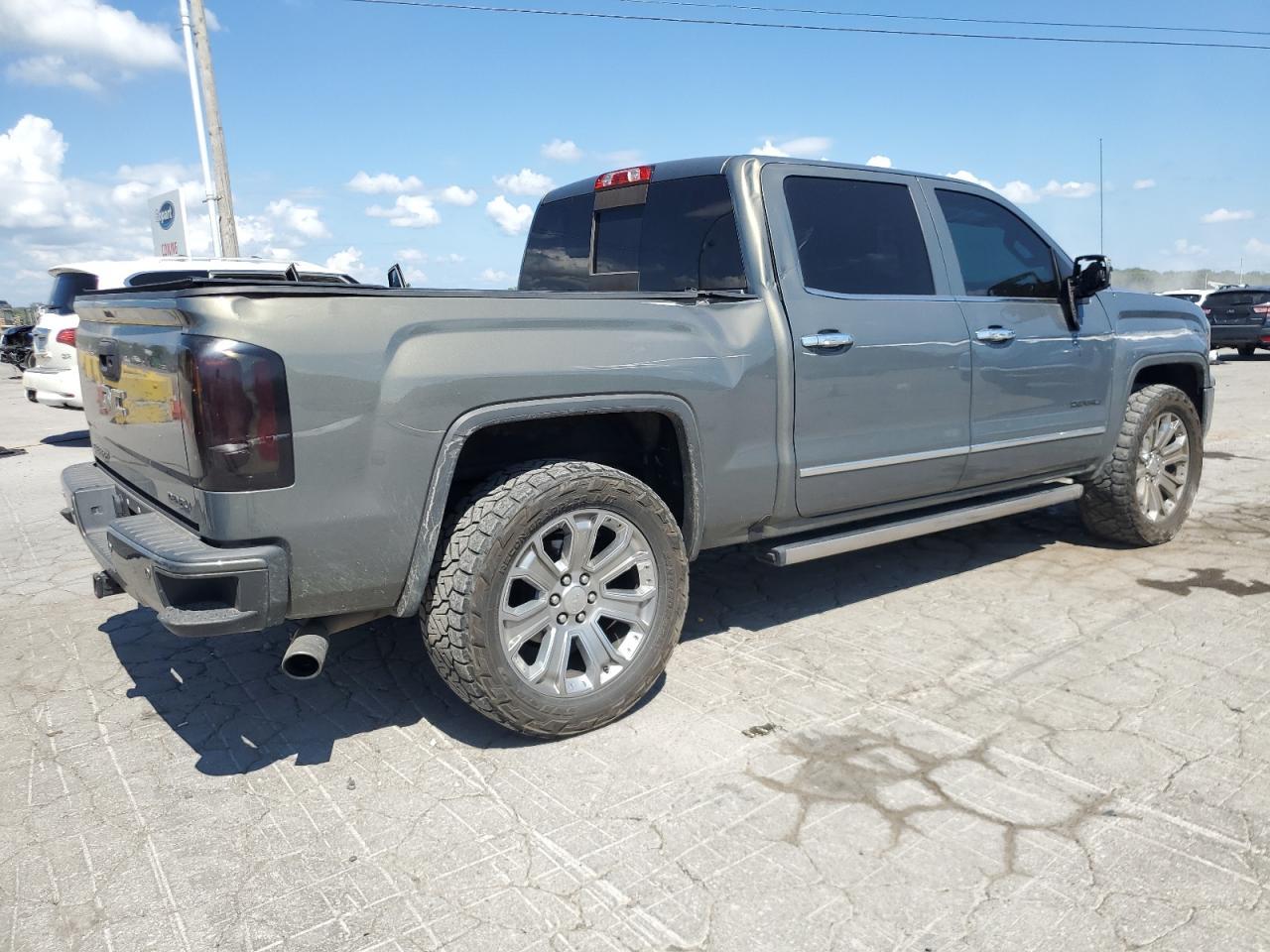 2017 GMC Sierra