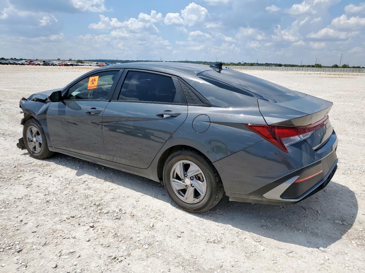 2024 HYUNDAI ELANTRA
