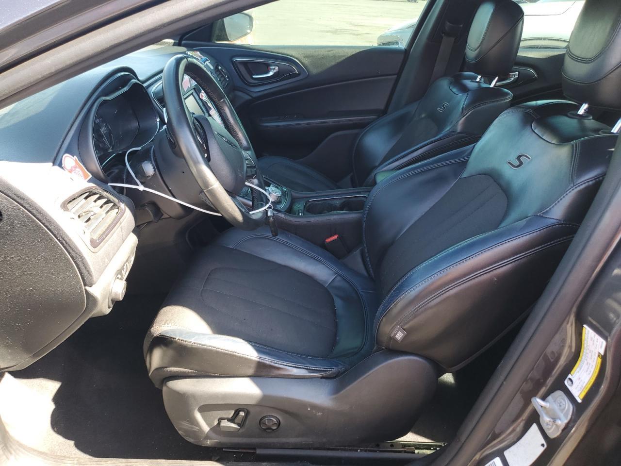 2015 CHRYSLER 200