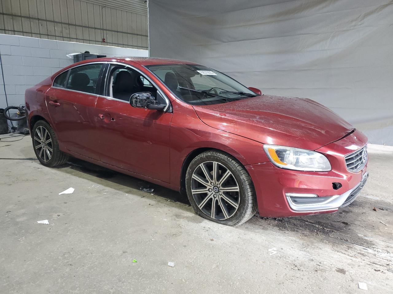 2017 VOLVO S60
