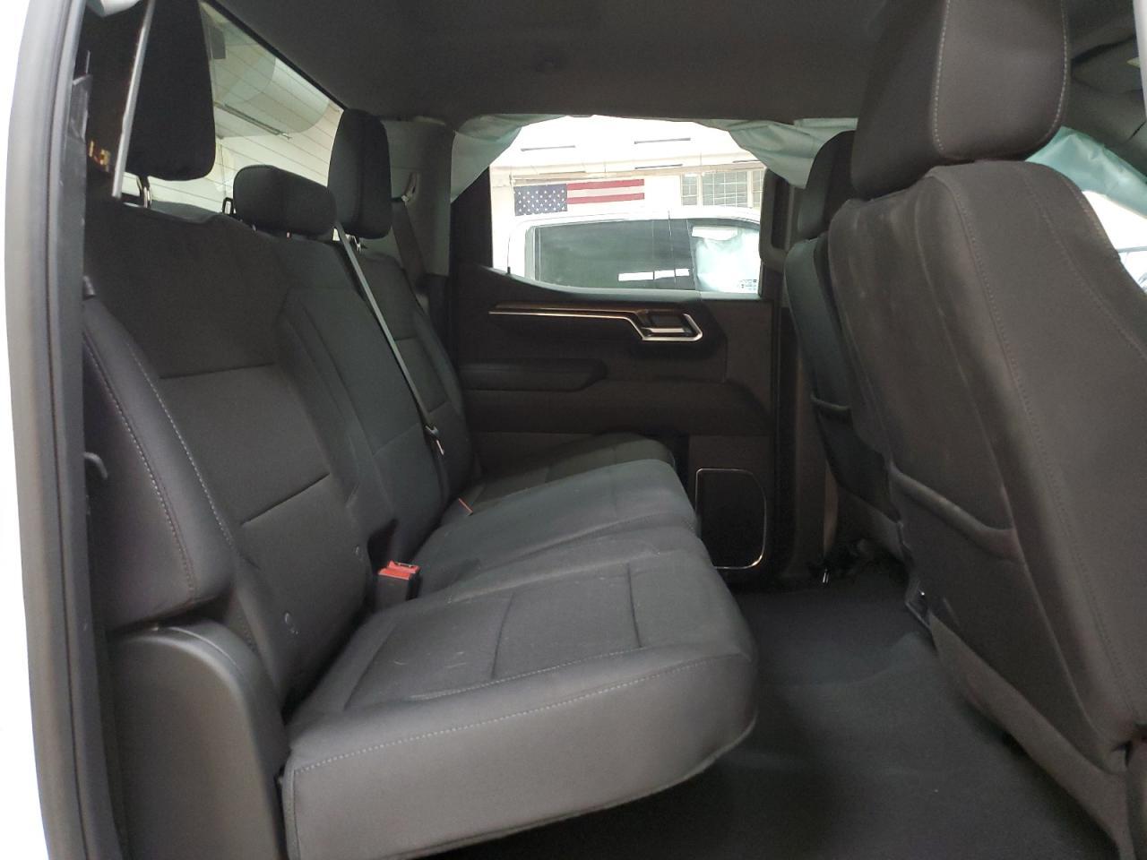 2025 CHEVROLET Silverado