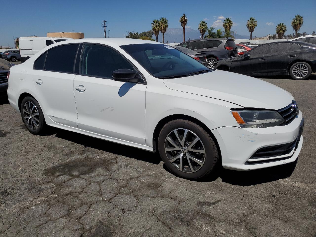 2016 VOLKSWAGEN JETTA