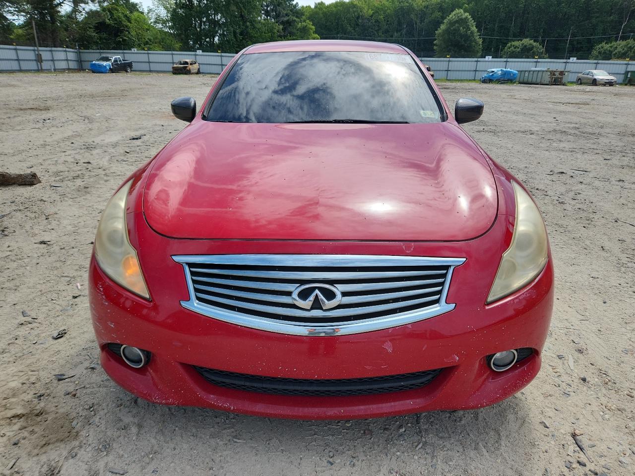 2011 INFINITI G37