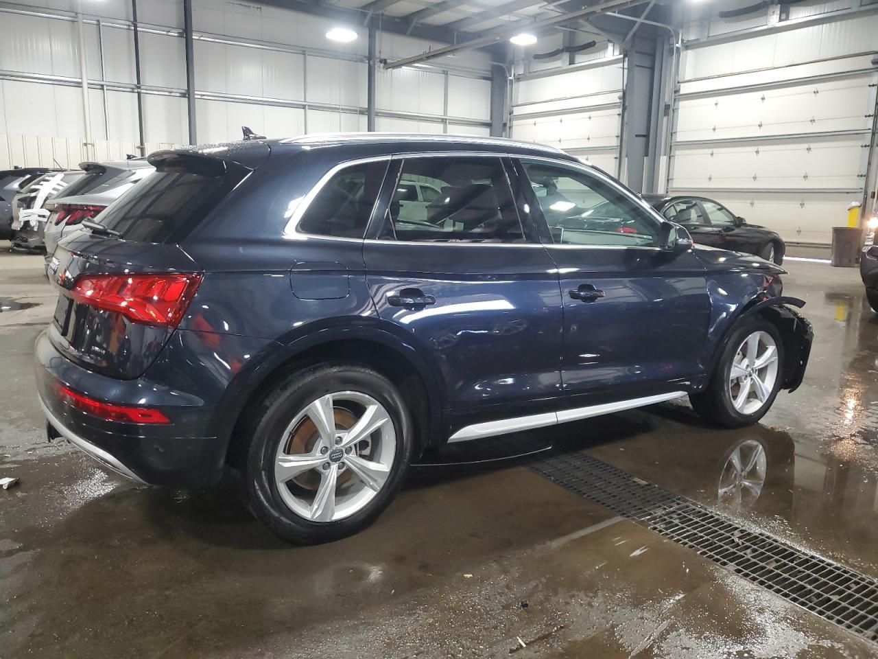 2020 AUDI Q5