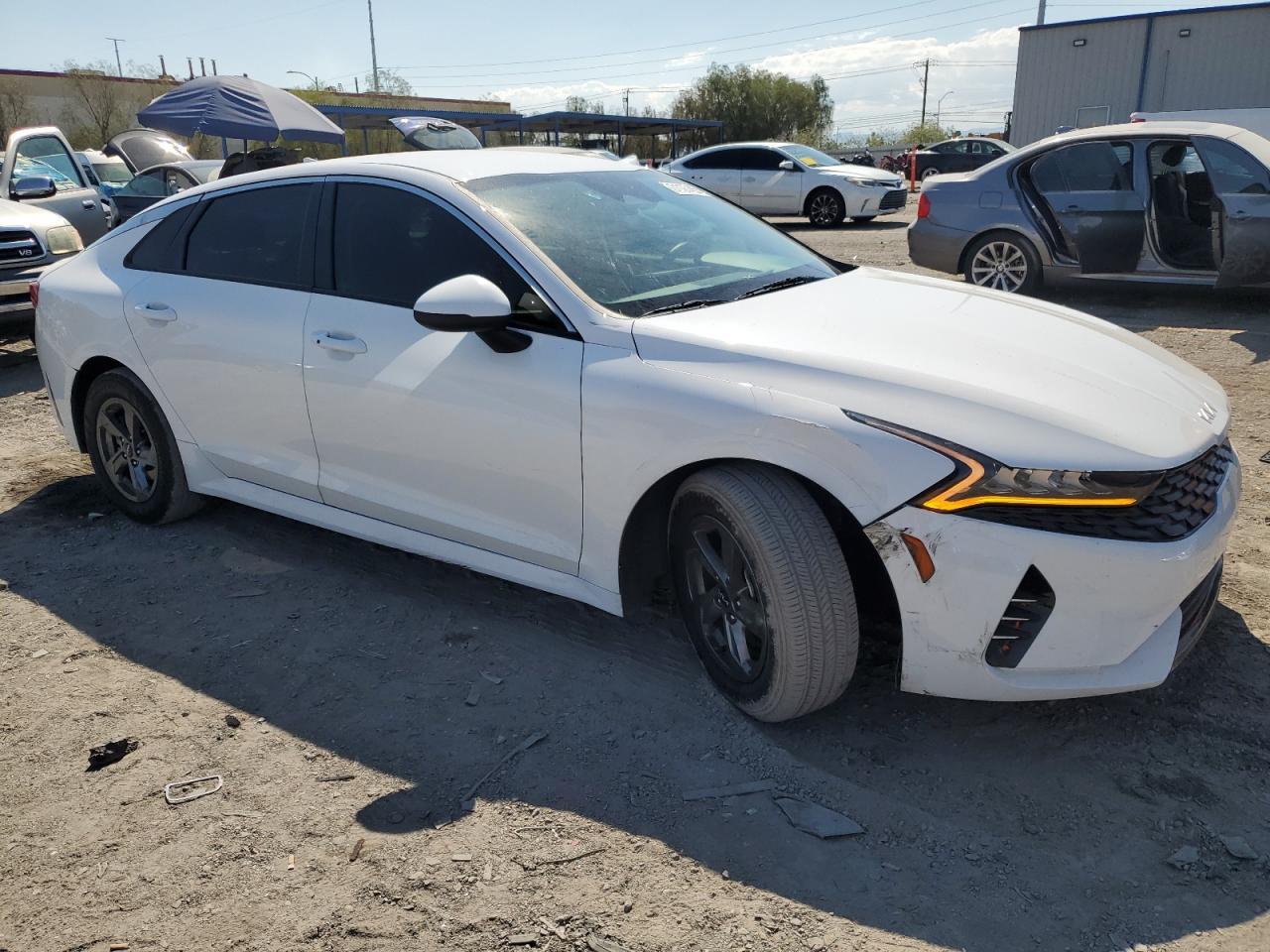 2022 KIA K5