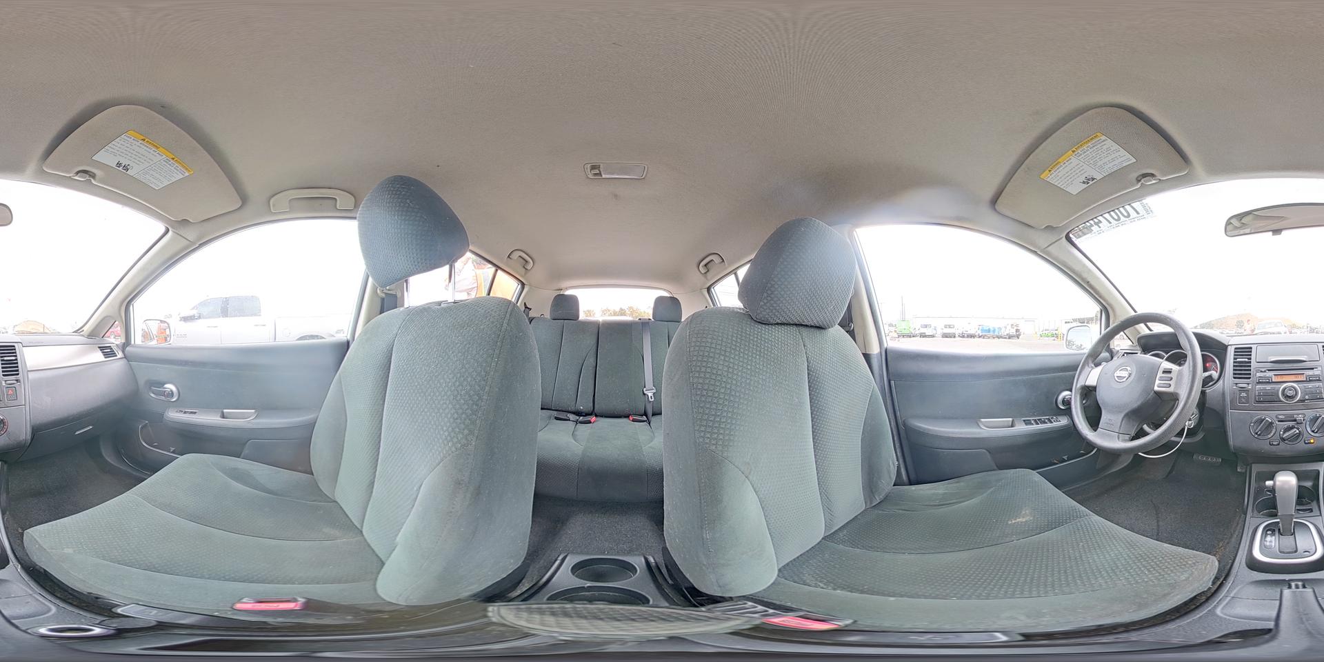 2012 NISSAN VERSA