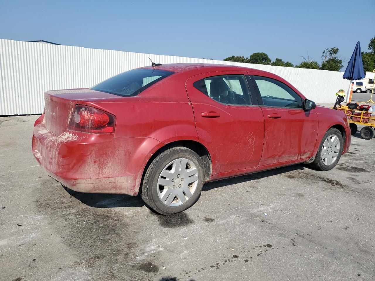 2013 DODGE Avenger