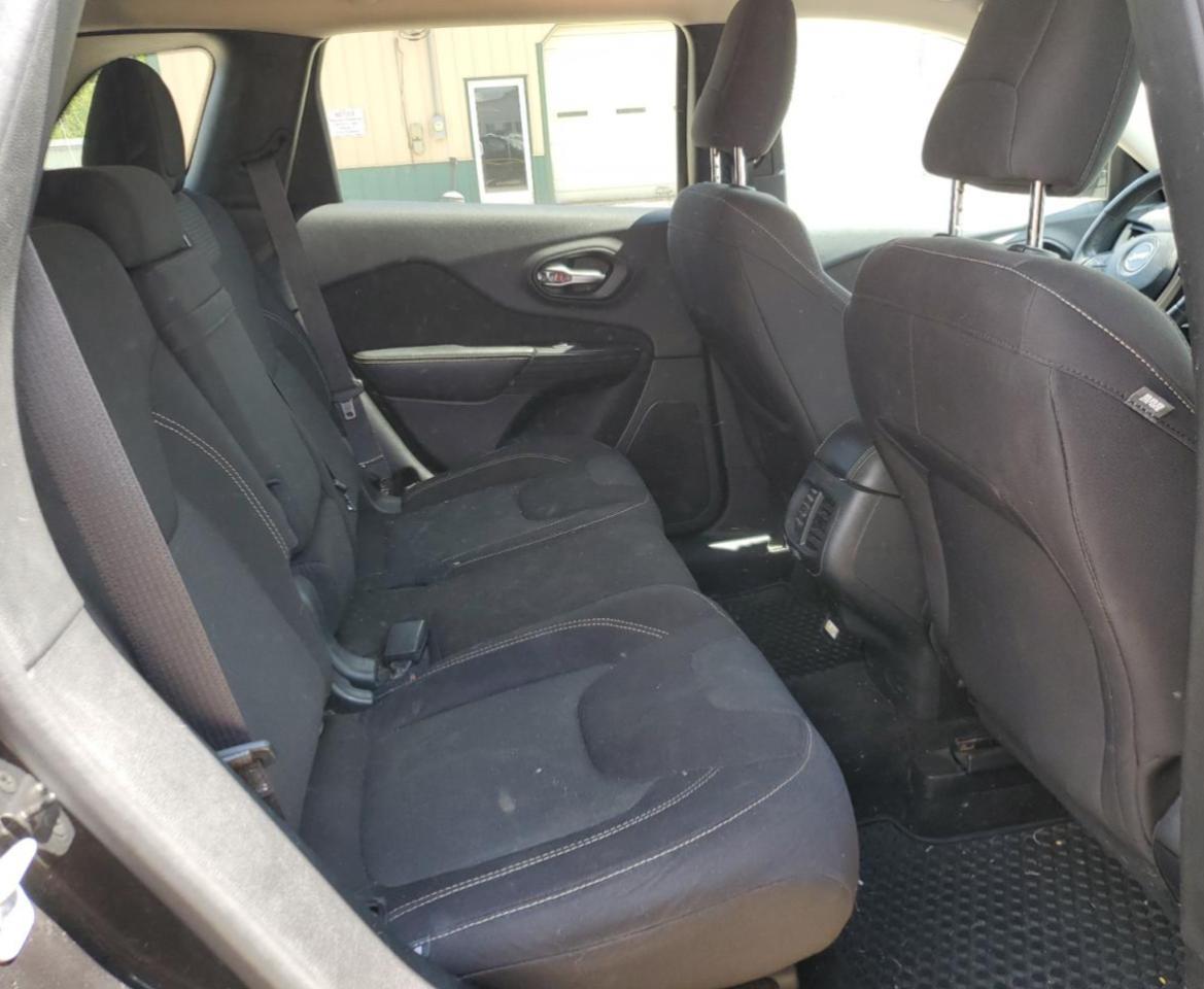 2016 JEEP CHEROKEE