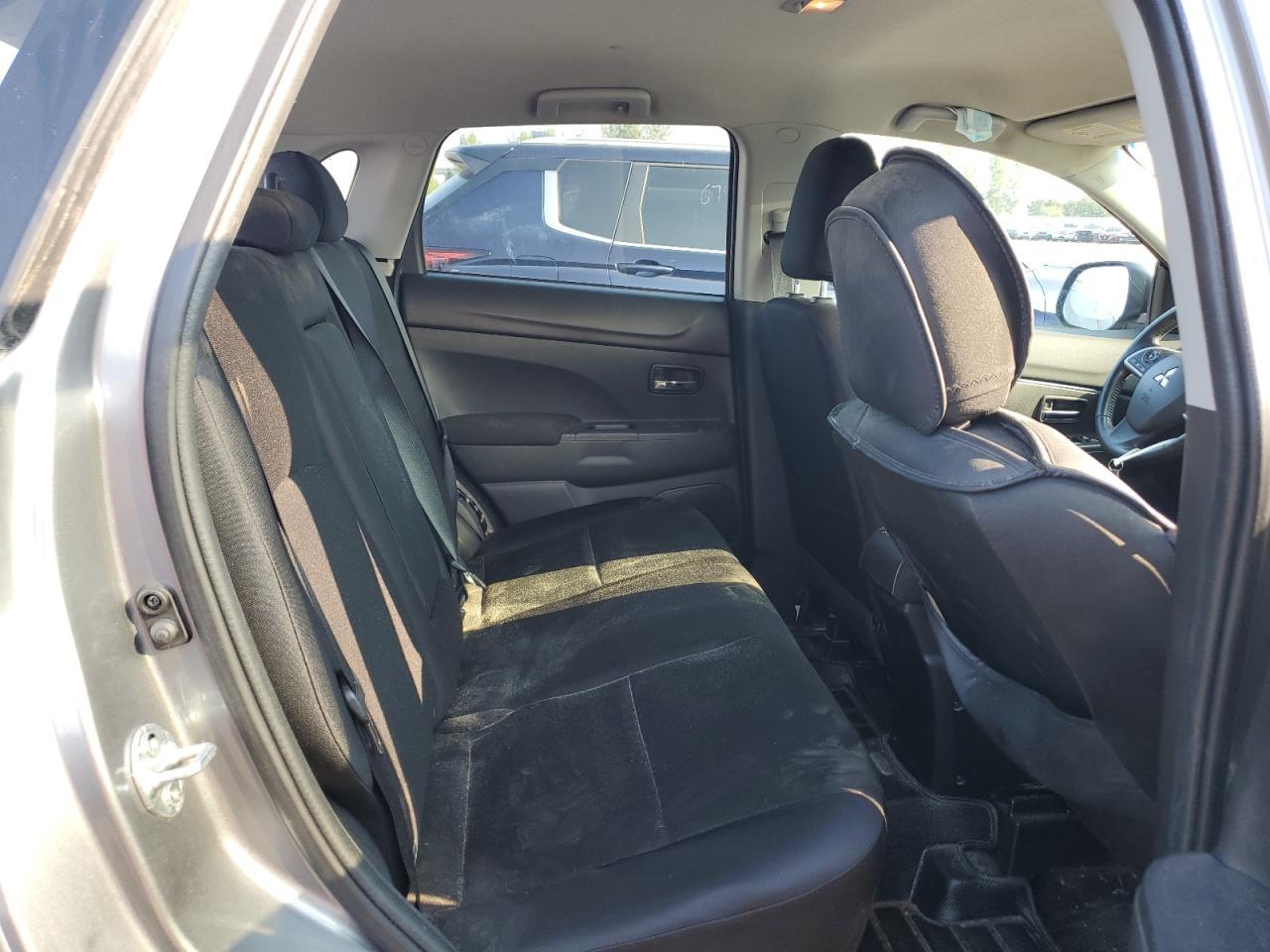 2014 MITSUBISHI RVR