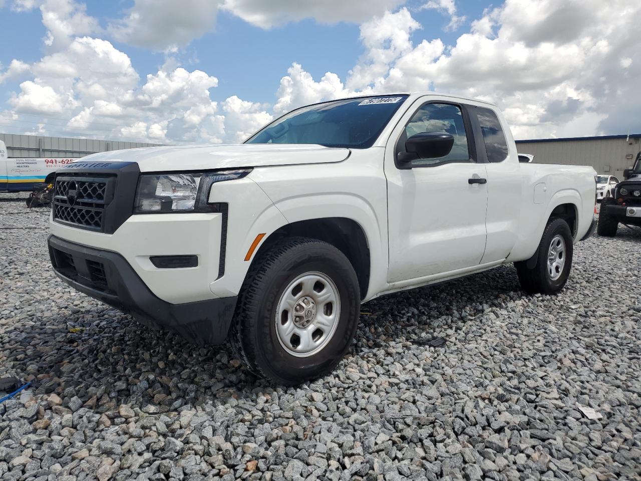 2024 NISSAN Frontier
