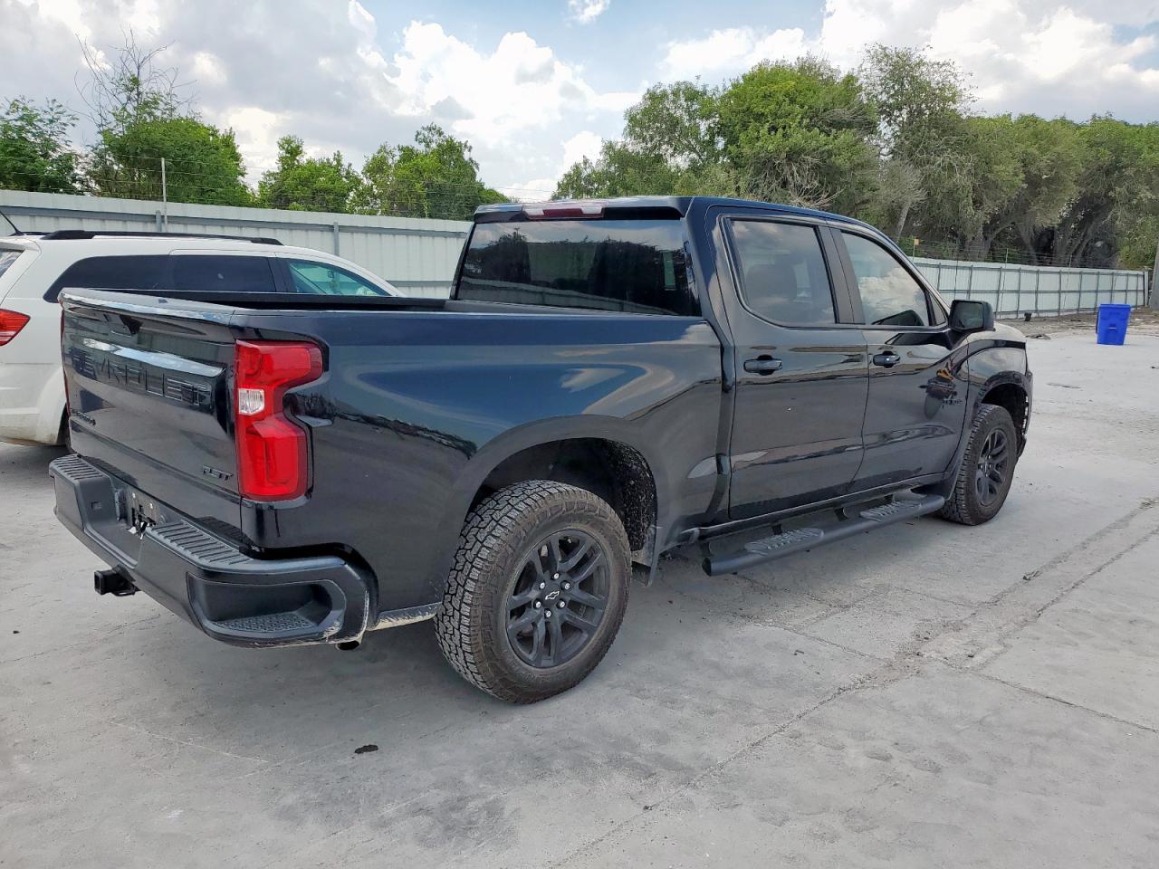 2021 CHEVROLET Silverado