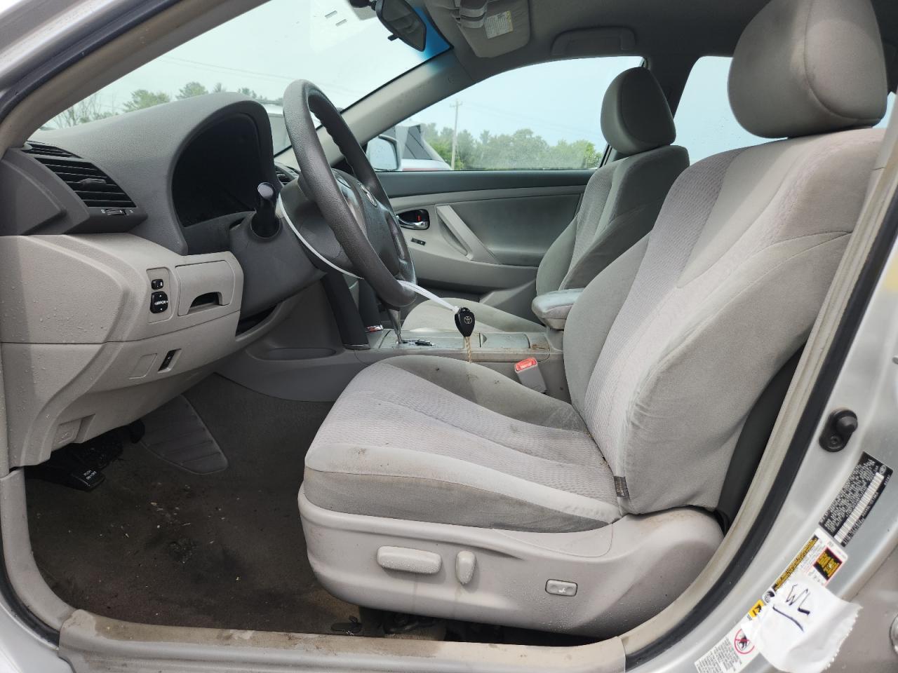2011 TOYOTA CAMRY