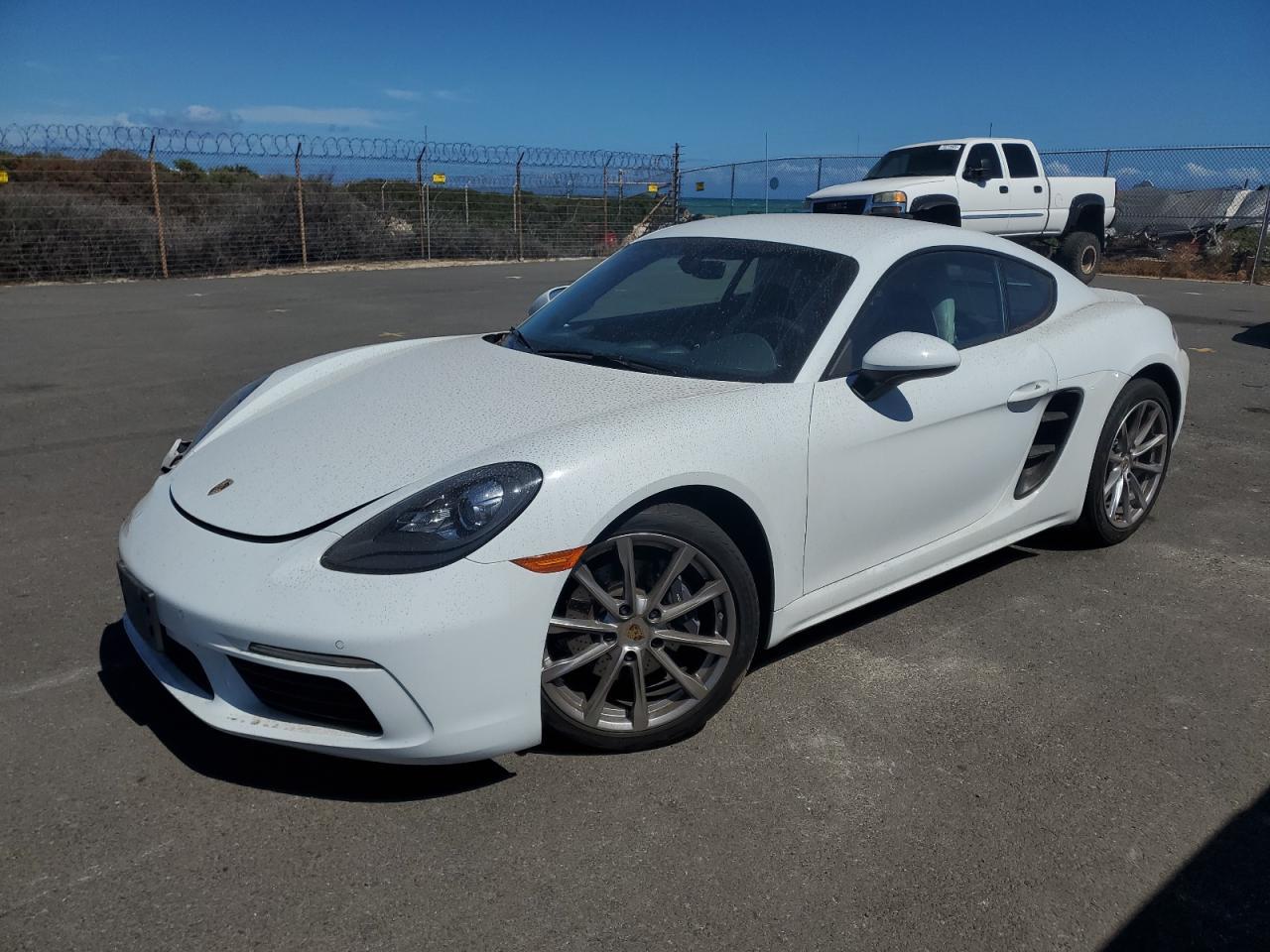 2018 PORSCHE Cayman