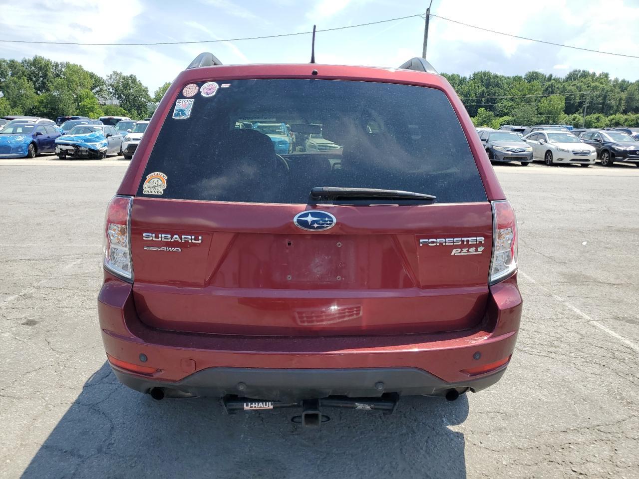2011 SUBARU FORESTER