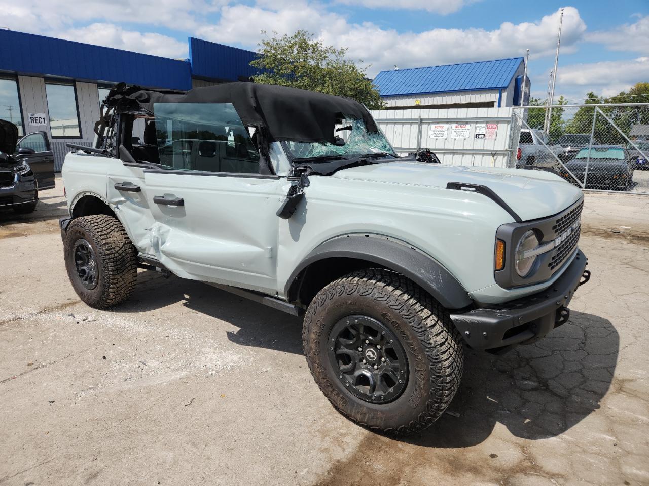 2022 FORD Bronco