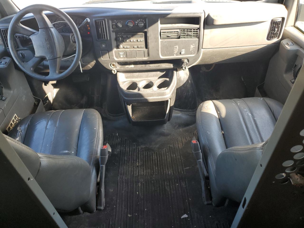 2006 GMC Savana
