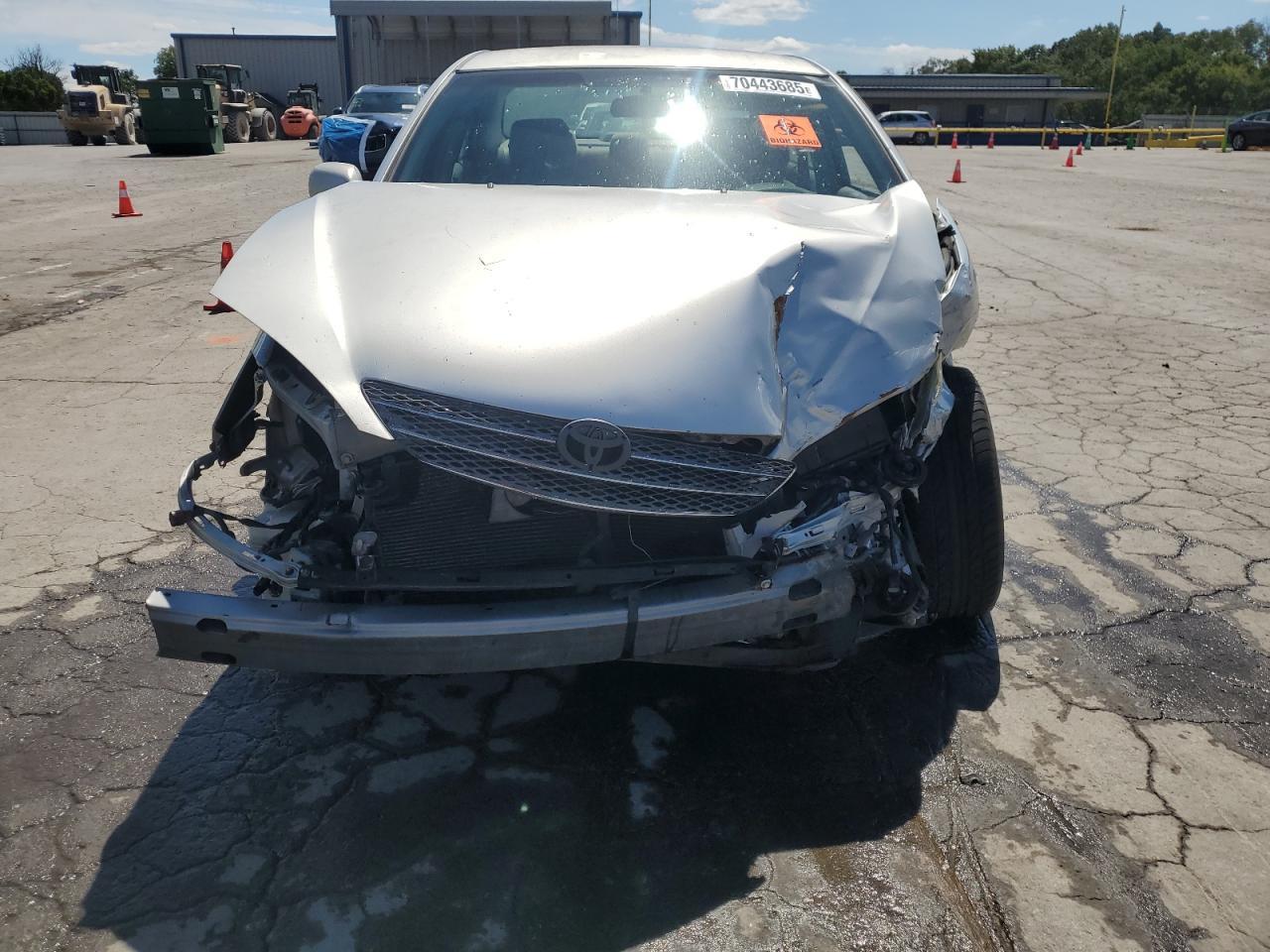 2005 TOYOTA CAMRY