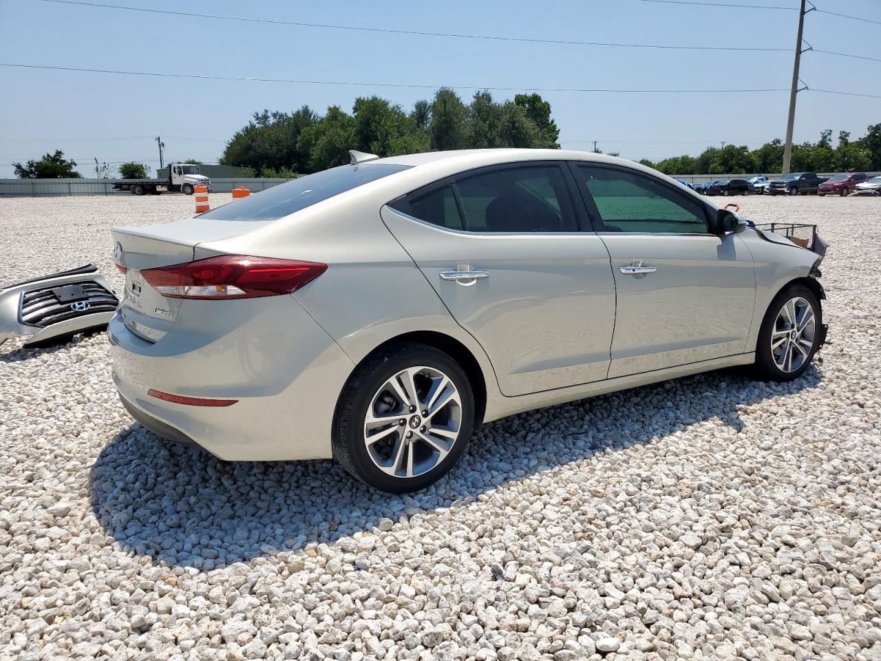 2017 HYUNDAI ELANTRA
