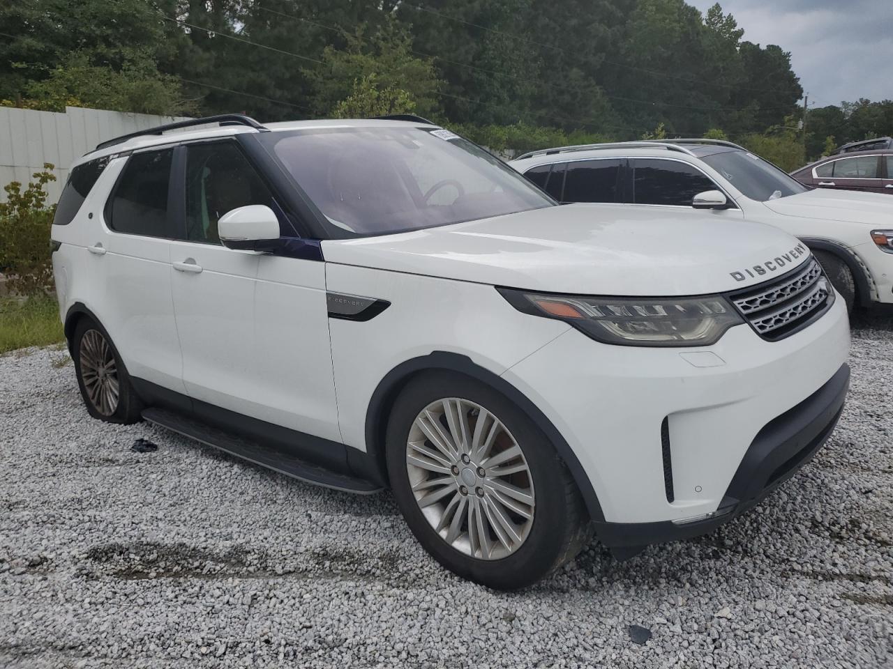 2017 LAND ROVER Discovery