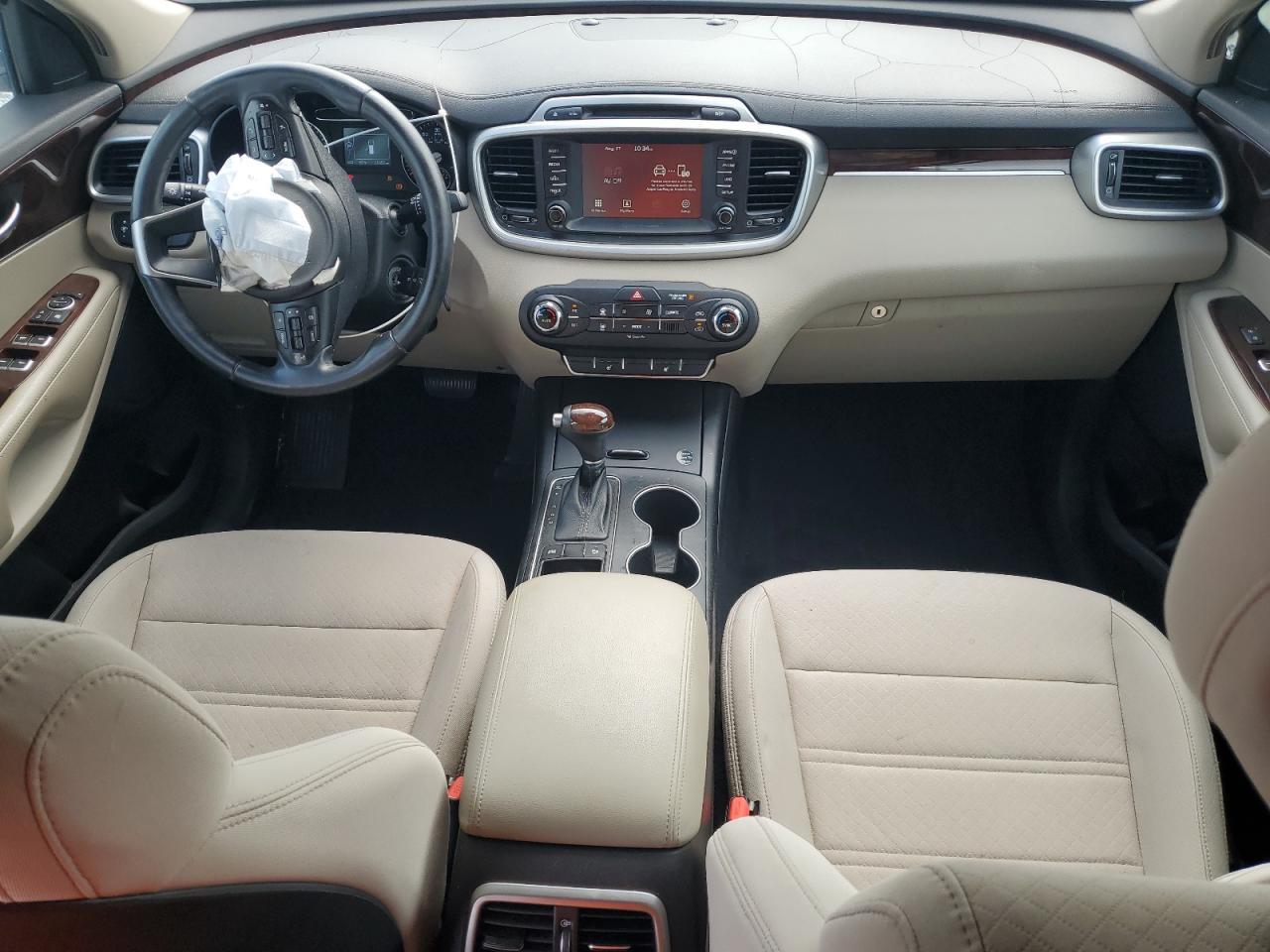 2017 KIA SORENTO