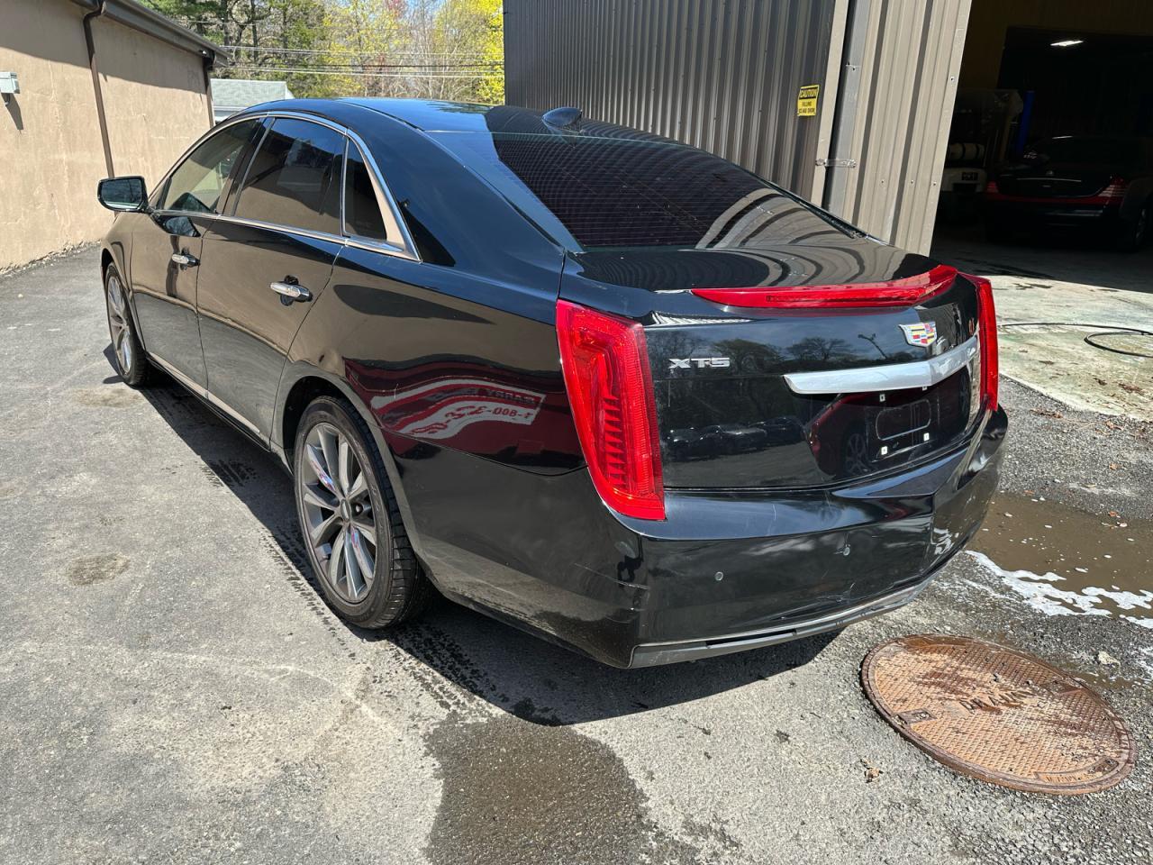 2016 CADILLAC XTS