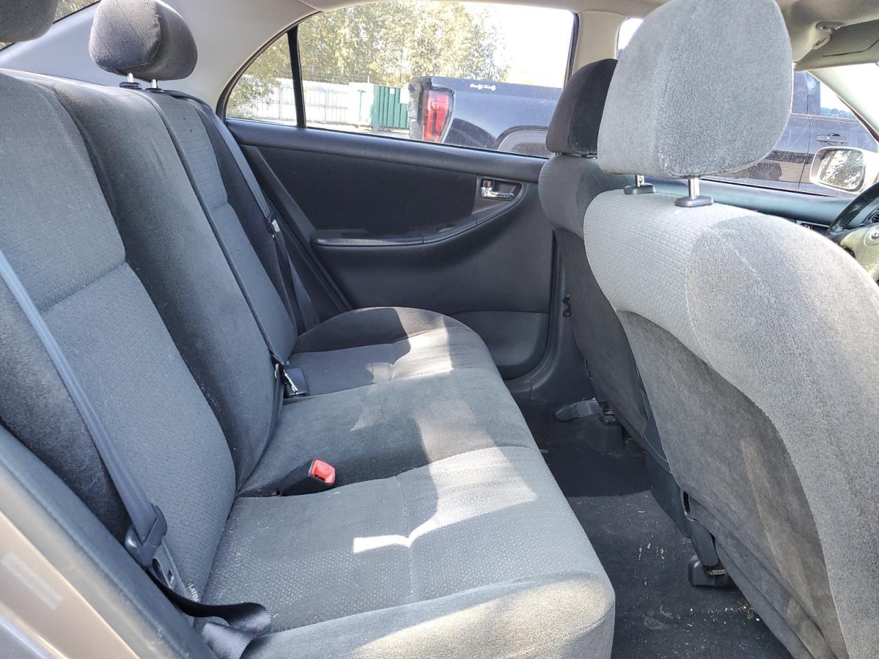 2004 TOYOTA COROLLA